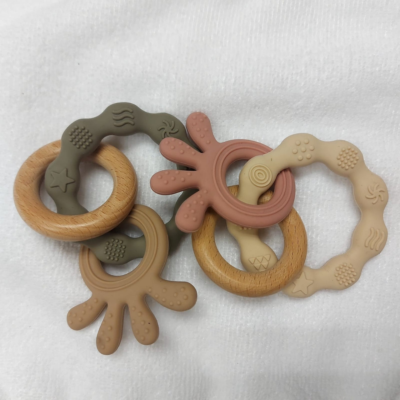 Dubble link teethers