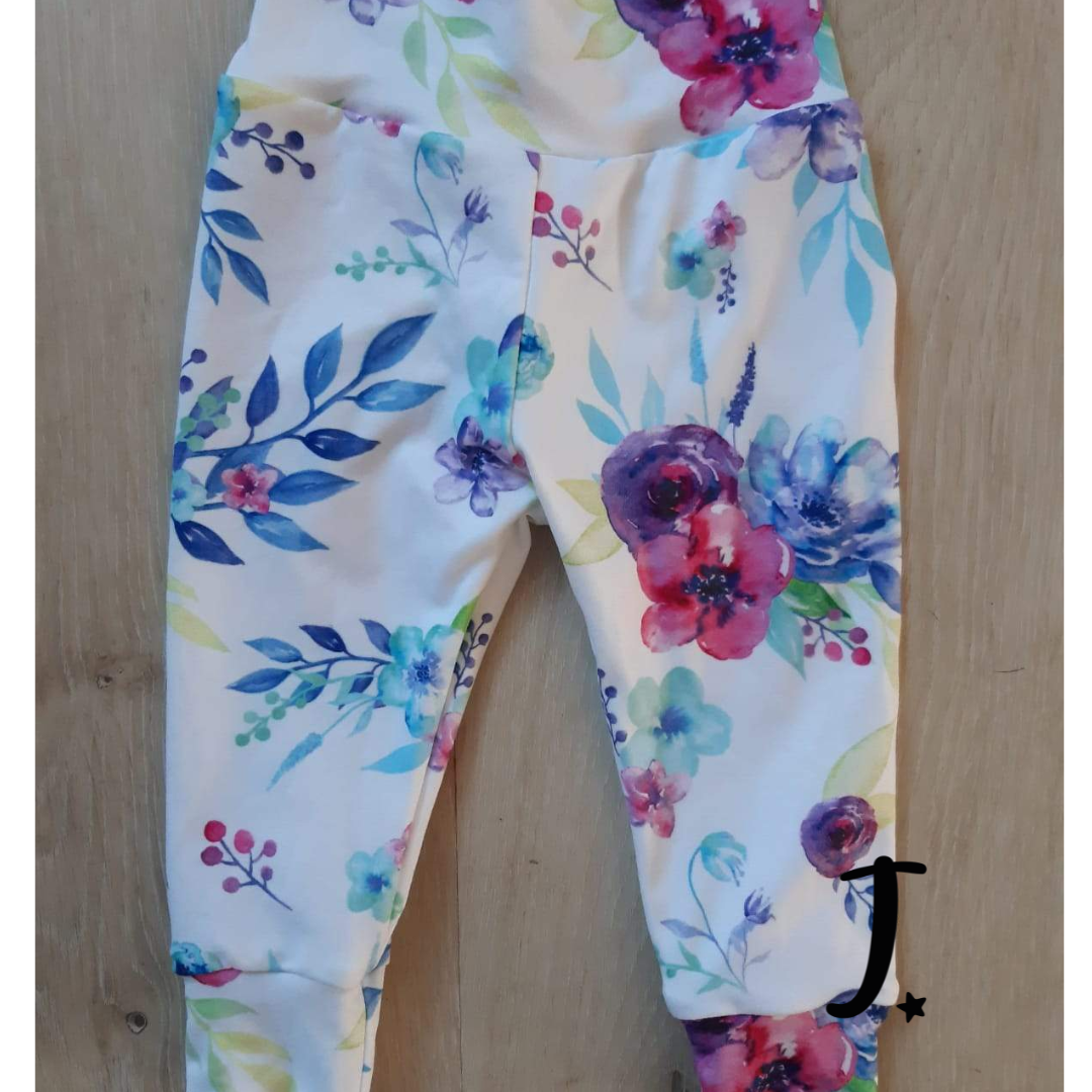 Baby cuffed leggings, pretty floral